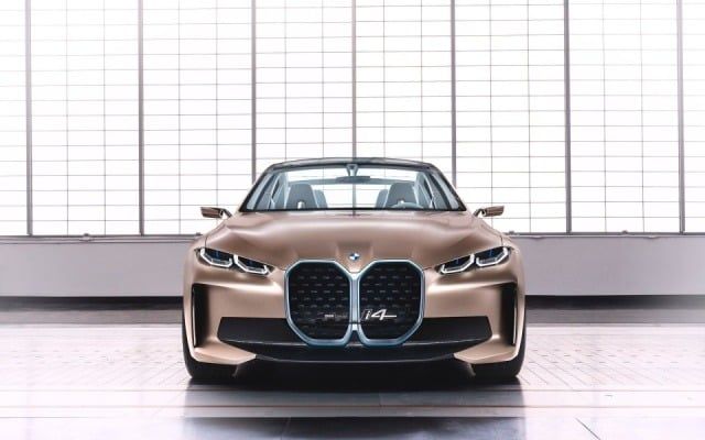 BMW'den i4'ü temel alacak M serisi elektrikli spor otomobil gelecek