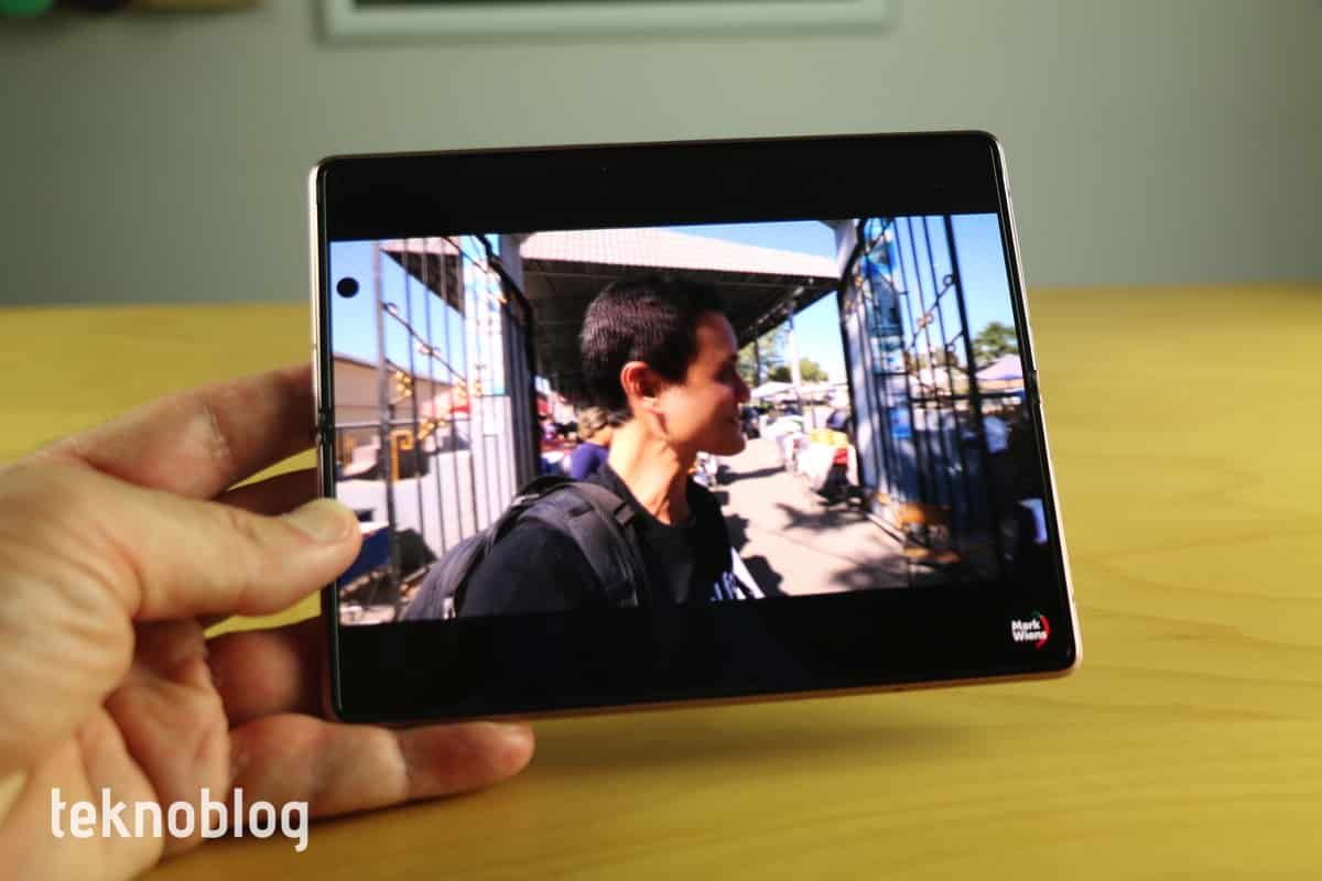 Samsung Galaxy Z Fold 2 İncelemesi