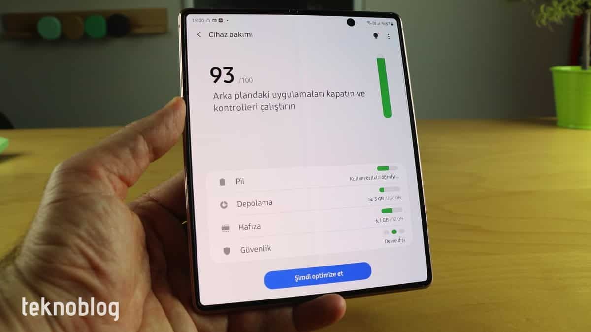 Samsung Galaxy Z Fold 2 İncelemesi