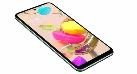 LG’den K serisi için iki yeni telefon daha