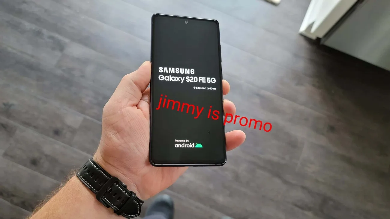 Samsung Galaxy S20 FE canlı fotoğraflarda görüldü