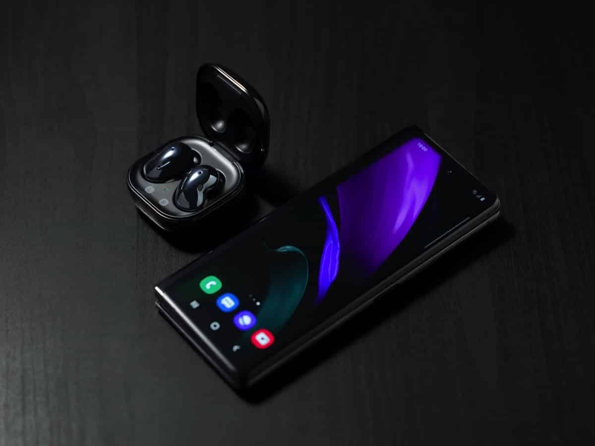 Samsung Galaxy Z Fold 2 ile ilgili tüm detaylar paylaşıldı [Video]