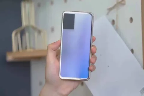 Vivo’dan arka rengi değişen ilginç akıllı telefon konsepti