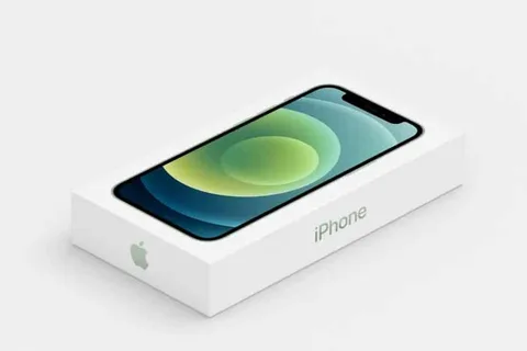 Apple iPhone 12 kutularına şarj adaptörü ve kulaklık koymuyor
