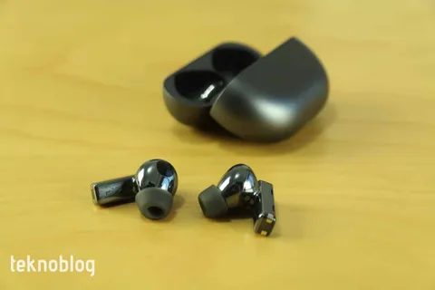 Huawei FreeBuds Pro özellikleri ve fiyatı: Her iPhone ve Android telefona bağlanın