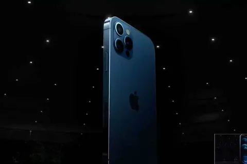 iPhone 12 Pro ve iPhone 12 Pro Max daha büyük ekranlar, yenilenen tasarım ve 5G ile geliyor