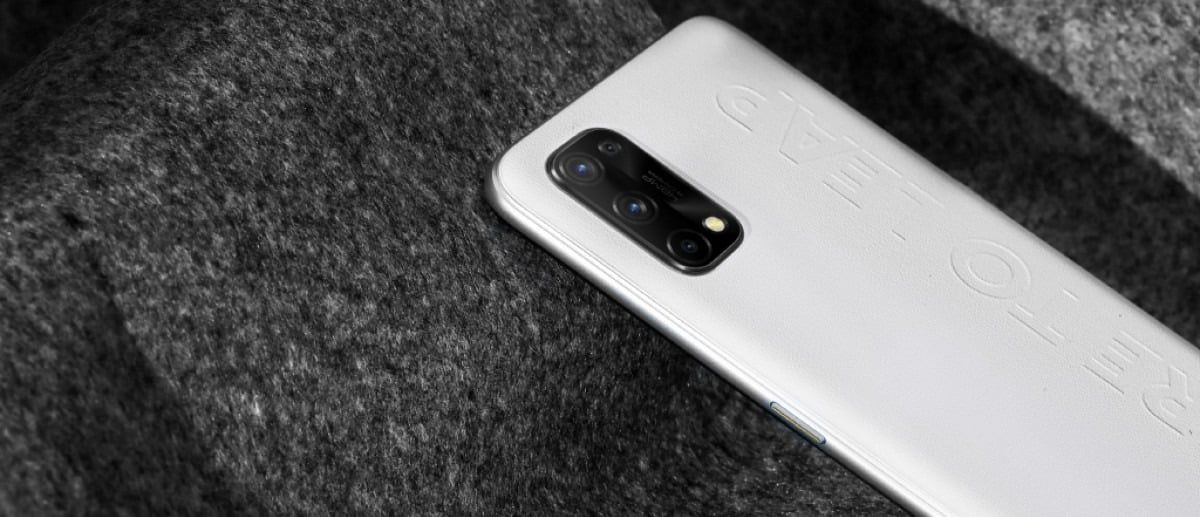 Realme Q2 deri kaplı arka panelle gelecek
