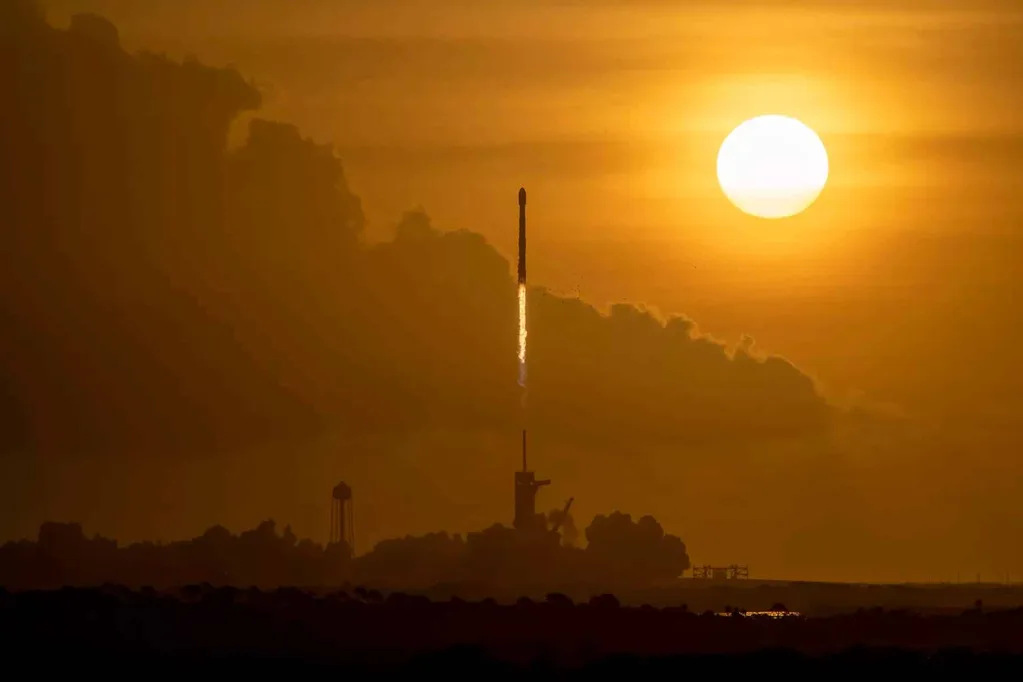 SpaceX’ten uydu taşıma rekoru