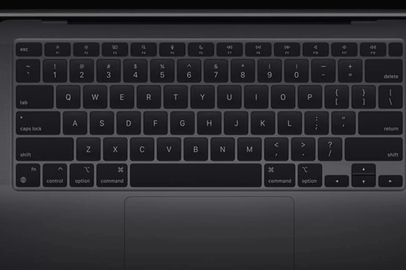 MacBook Air klavyesinde bazı işlevler için yeni tuşlar var