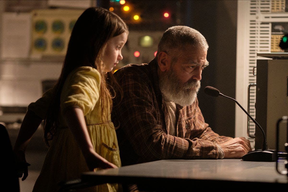 netflix aralık 2020 midnight sky
