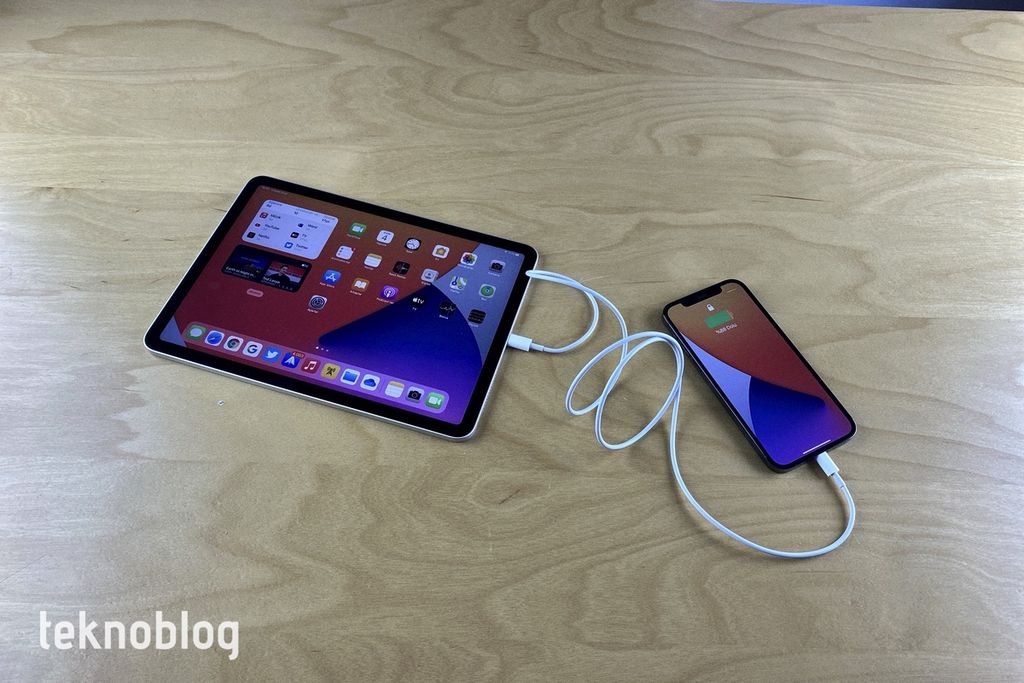 usb-c iphone
