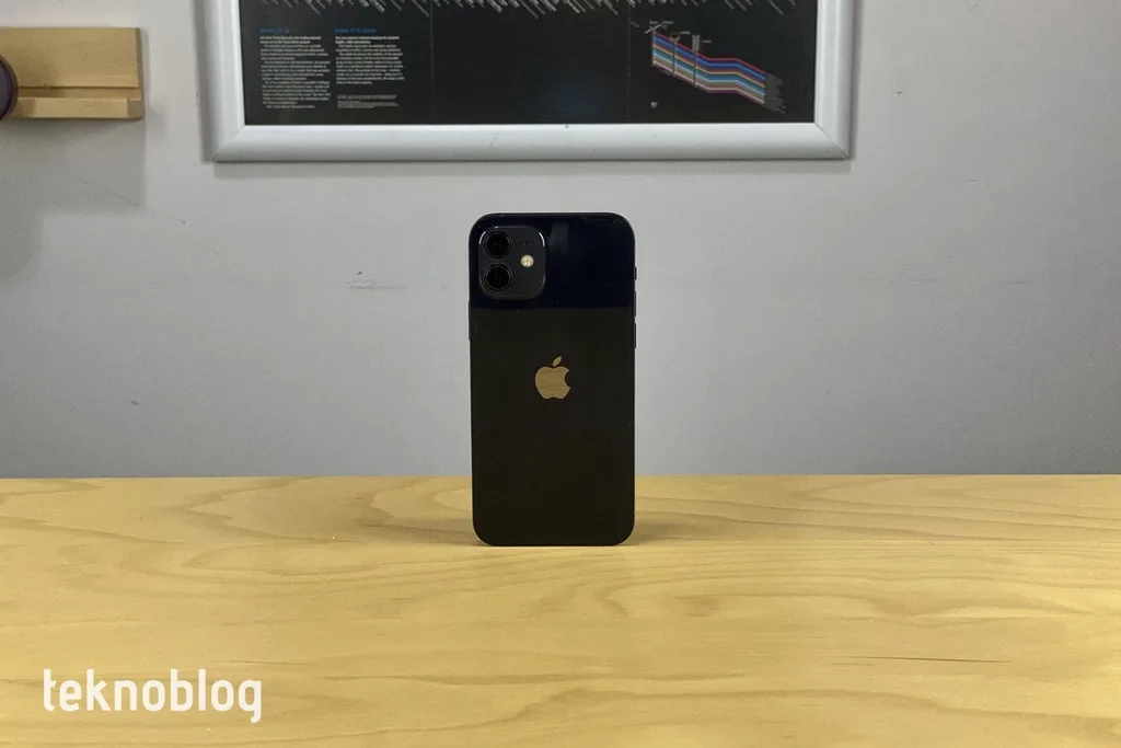 Fransa’dan iPhone 12 satışlarına yasak