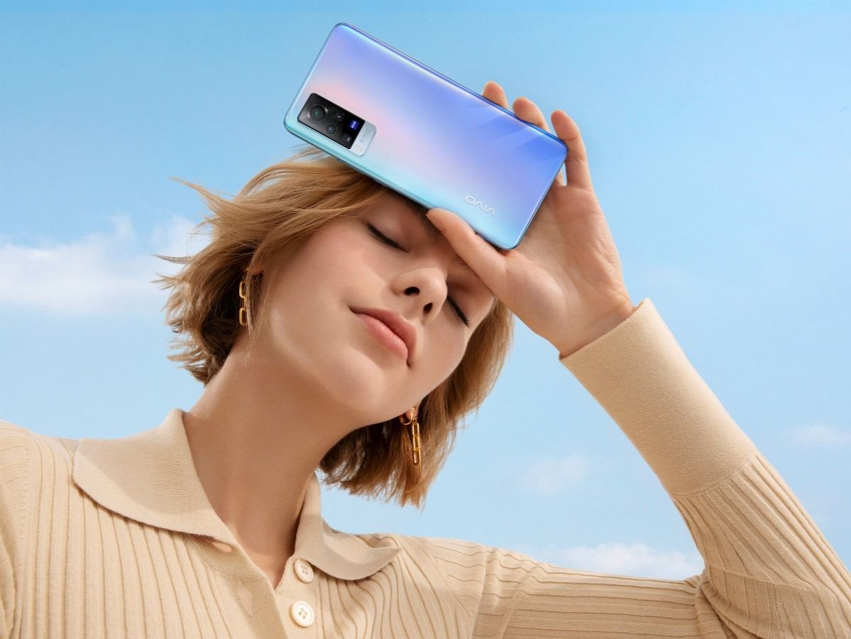 Vivo X60 için resmi paylaşımlar devam ediyor
