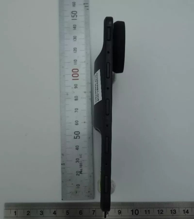 Spotify Car Thing yeni tasarım ve büyük ekranla görüldü