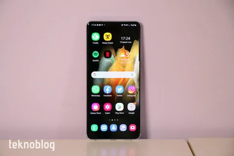 Samsung Galaxy S21 Serisi için Android 14 tabanlı One UI 6 dağıtıma çıktı