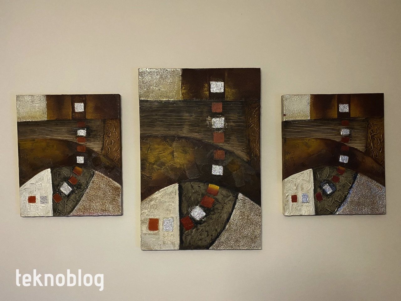 iPhone 12 Pro Max ve iPhone 11 Pro Max karşı karşıya