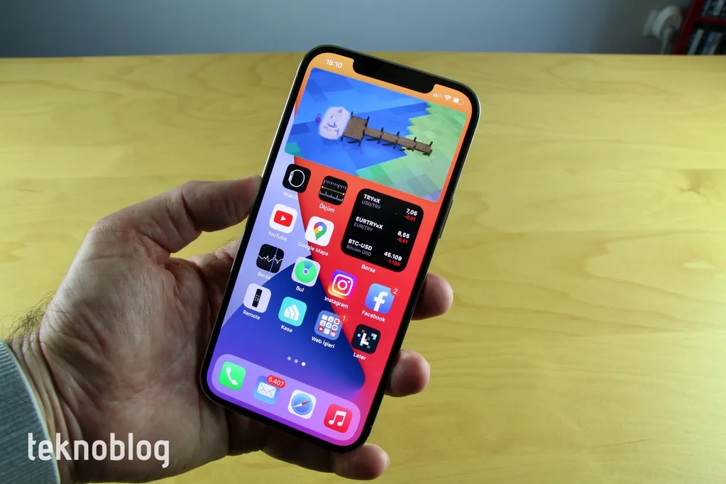 Samsung iPhone 13 Pro için ekran üretmeye başladı