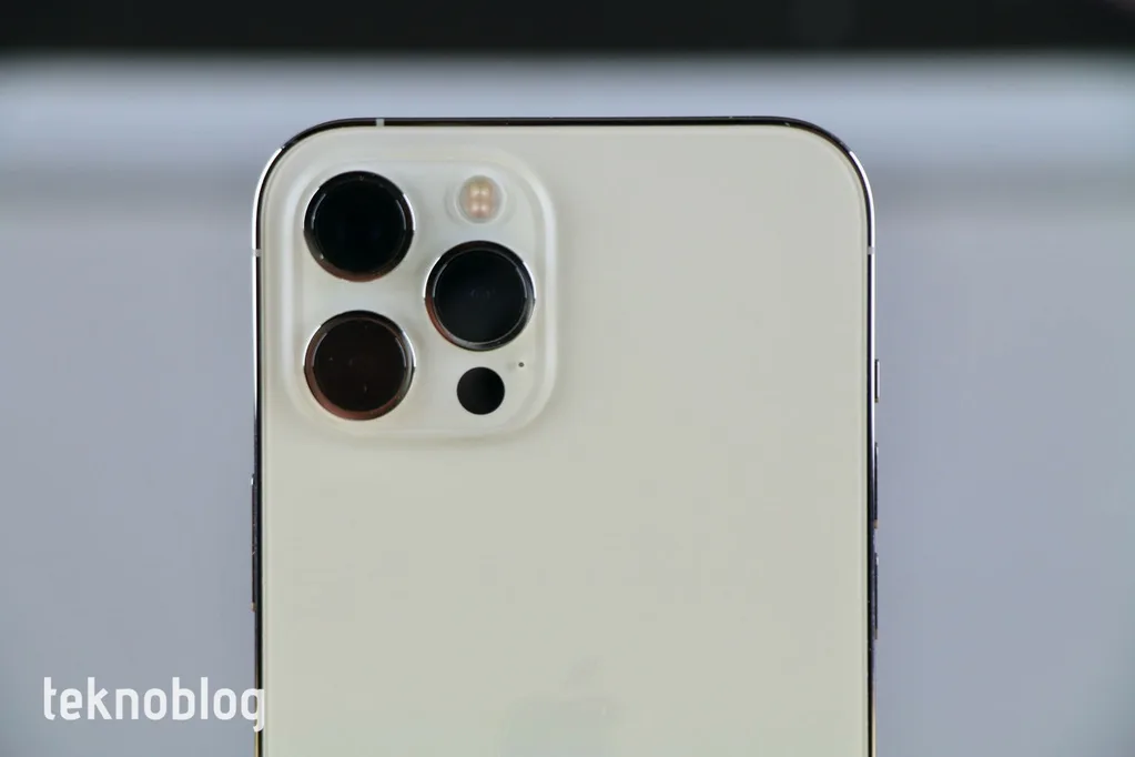 Apple analistinden 2023 yılında beklenen katlanabilir iPhone ile ilgili yeni tahmin