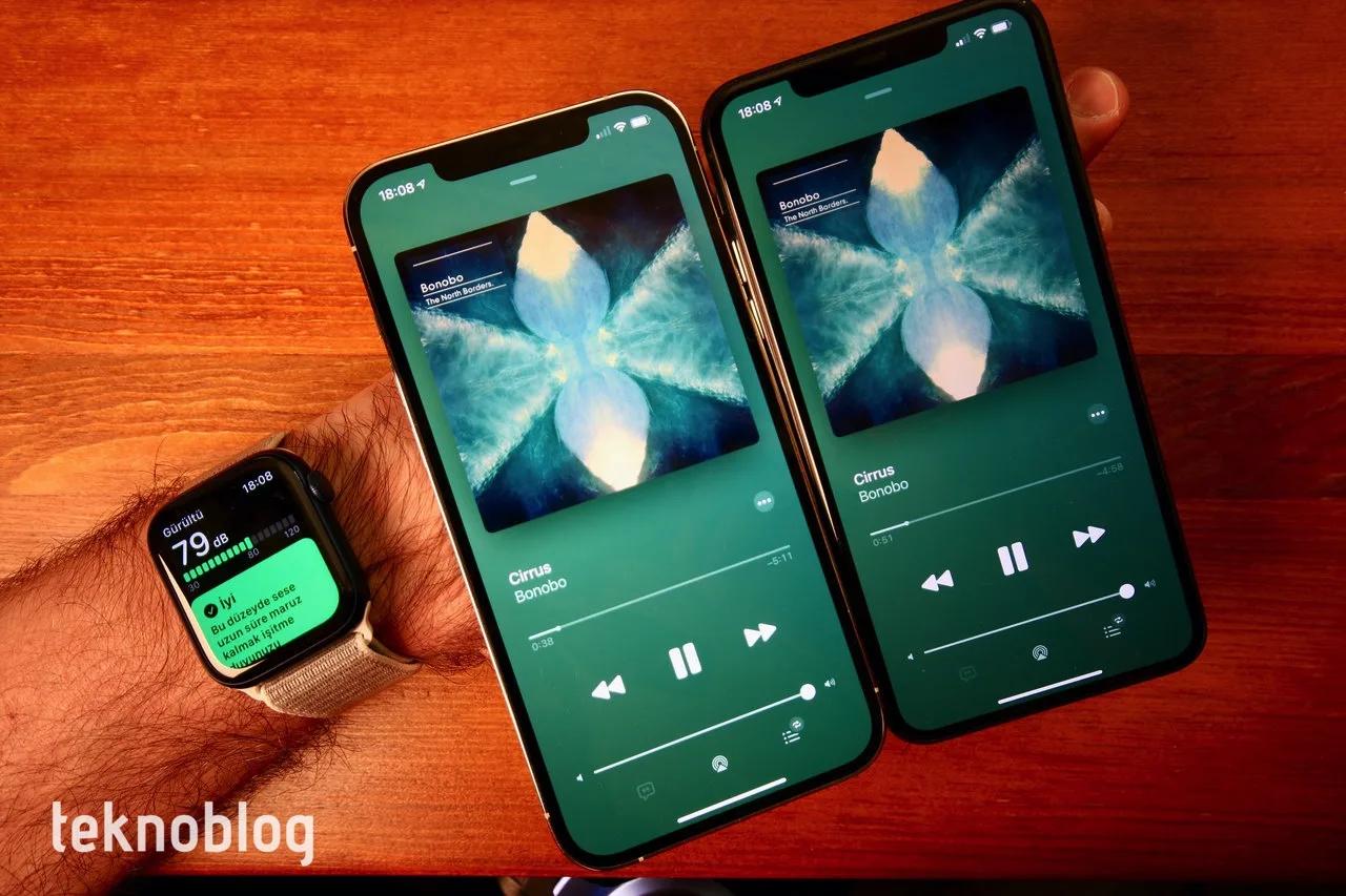 iPhone 12 Pro Max ve iPhone 11 Pro Max karşı karşıya
