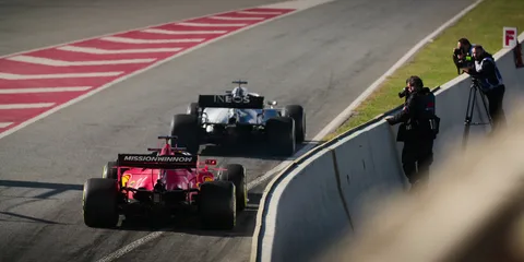 Formula 1 2026 yılına kadar sürdürülebilir yakıta geçiş planlarında ilerliyor