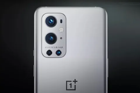 OnePlus 9 kutusundan şarj adaptörüyle çıkacak
