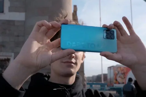 Realme 8 Pro’nun özellikleri FCC’nin veri tabanında görüldü