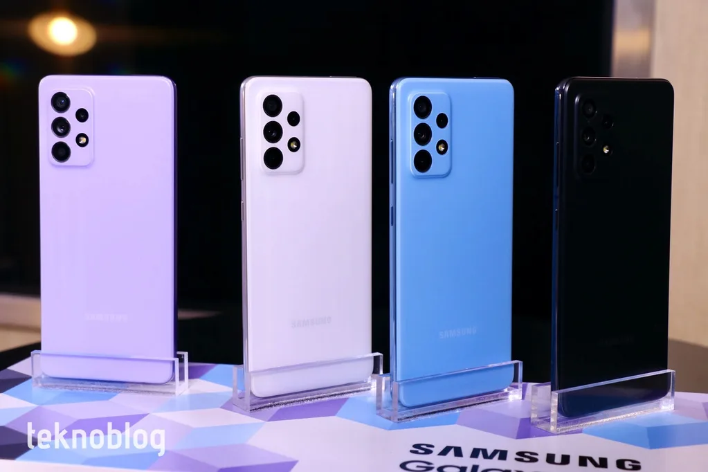 Galaxy A52 4G için One UI 4.1 güncellemesi dağıtımda