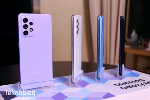 Galaxy M52 5G sızıntısı kamera detaylarını gösteriyor