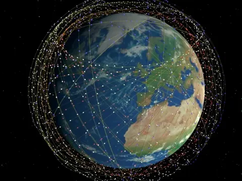 SpaceX Starlink internetini araba, kamyon, gemi ve uçaklara götürmek istiyor