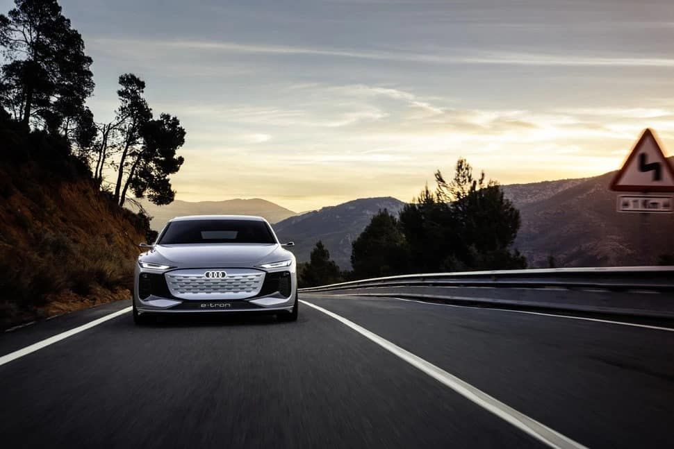 Audi A6 e-tron konsepti geleceğin tasarım dilini gösteriyor