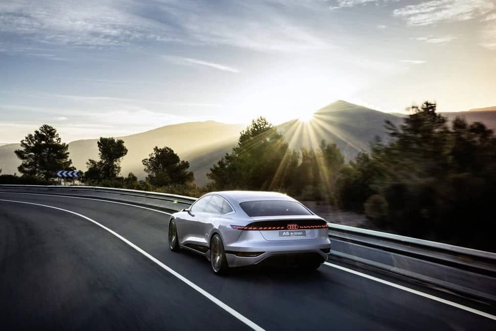 Audi A6 e-tron konsepti geleceğin tasarım dilini gösteriyor