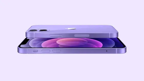 iPhone 12 ve iPhone 12 mini için yeni mor renk seçeneği