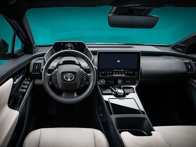 Toyota’nın yeni elektrikli otomobili bZ4X 2022’de yollarda olacak