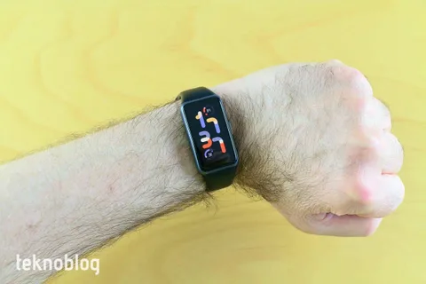 Akıllı bileklik önerileri arayanlar için yardımcı olacak video