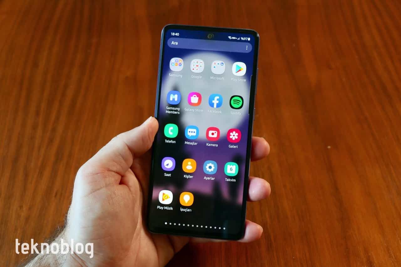 Samsung Galaxy A72 İncelemesi