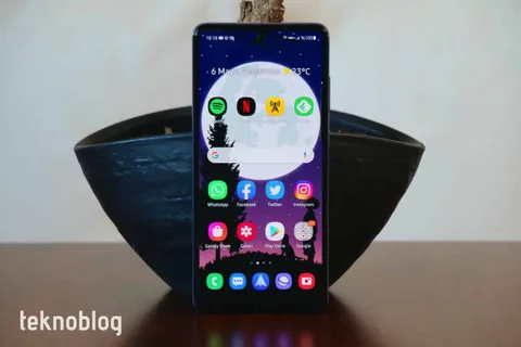 Samsung Galaxy A72 İncelemesi