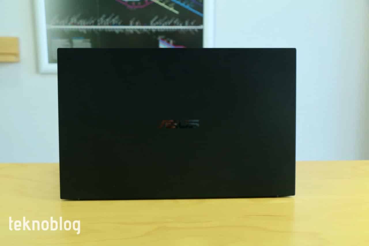 Asus ExpertBook B9400 İncelemesi