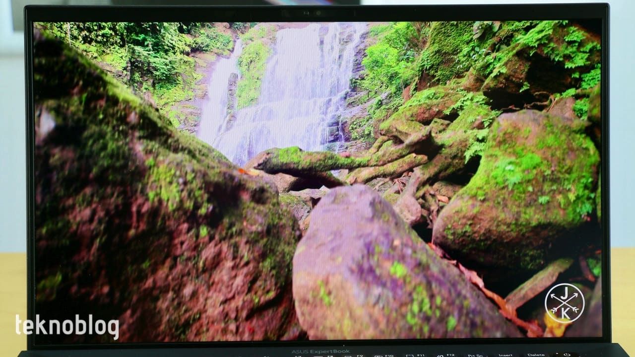 Asus ExpertBook B9400 İncelemesi