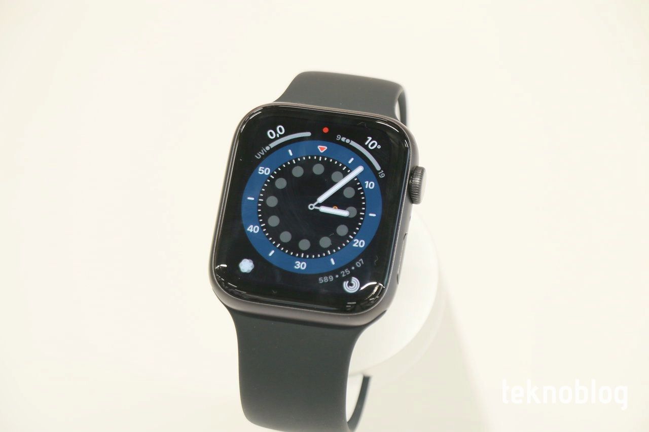 Apple Watch Series 6