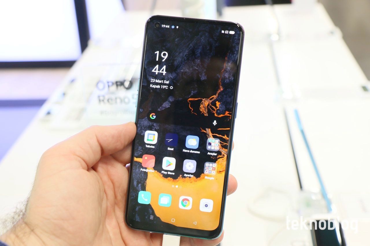 Oppo Reno 5 Lite