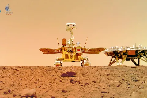 Çin’in gezgin aracı Zhurong Mars’tan selfie fotoğraf gönderdi