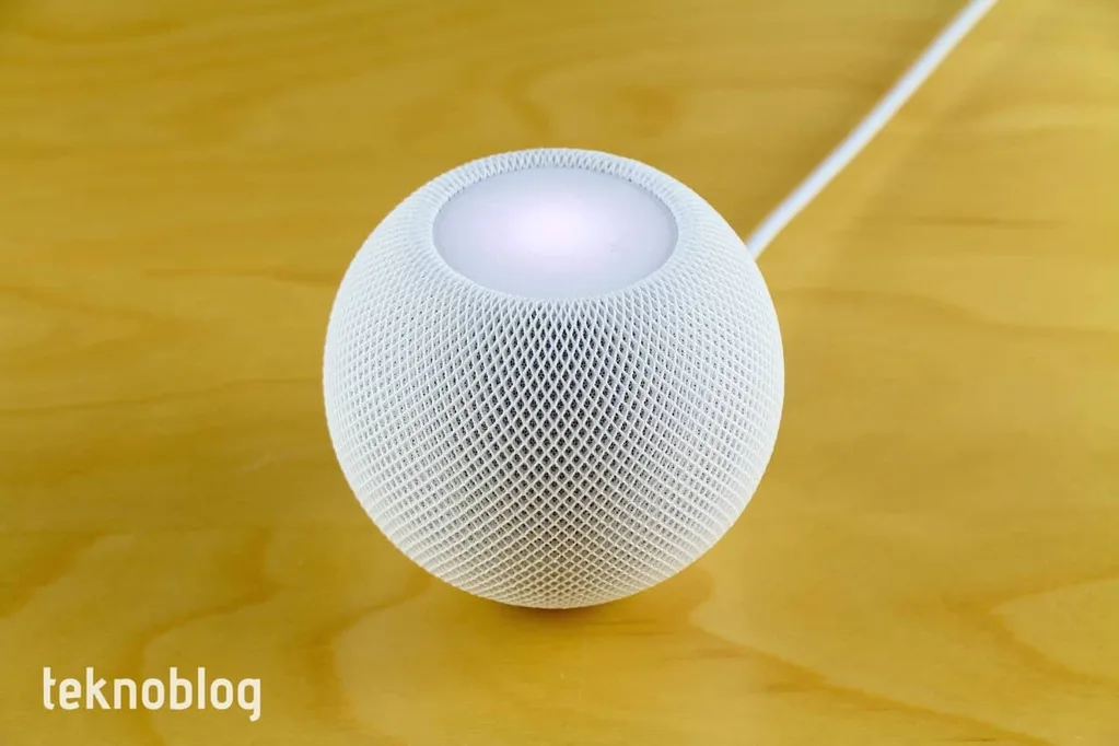 Apple HomePod mini’nin sıcaklık ve nem yeteneklerini açıyor