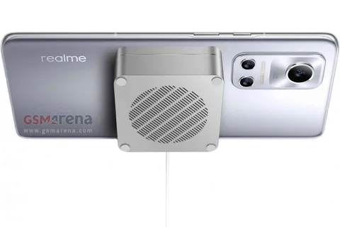 Realme Flash ile manyetik kablosuz şarj özellikli ilk Android telefon yolda