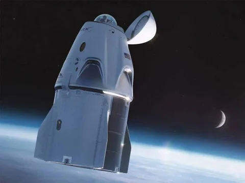 NASA Boeing’in gecikmesini SpaceX ile telafi edecek