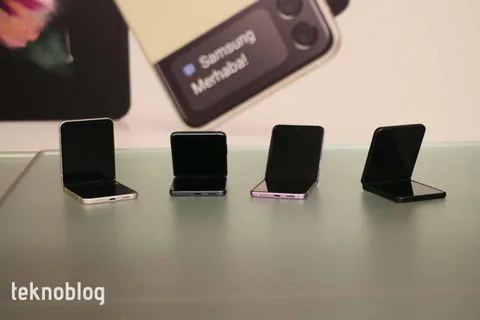 Galaxy Z Fold 3 ve Galaxy Z Flip 3 Türkiye fiyatları ve çıkış tarihi belli oldu