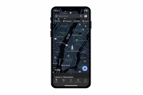 Google Haritalar iOS uygulamasına karanlık mod ve yeni araç takımı