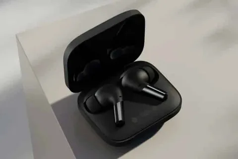 OnePlus Buds Pro akıllı aktif gürültü engelleme moduyla tanıtıldı