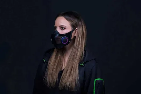 Razer’ın RGB aydınlatmalı yüz maskesinin ismi belli oldu