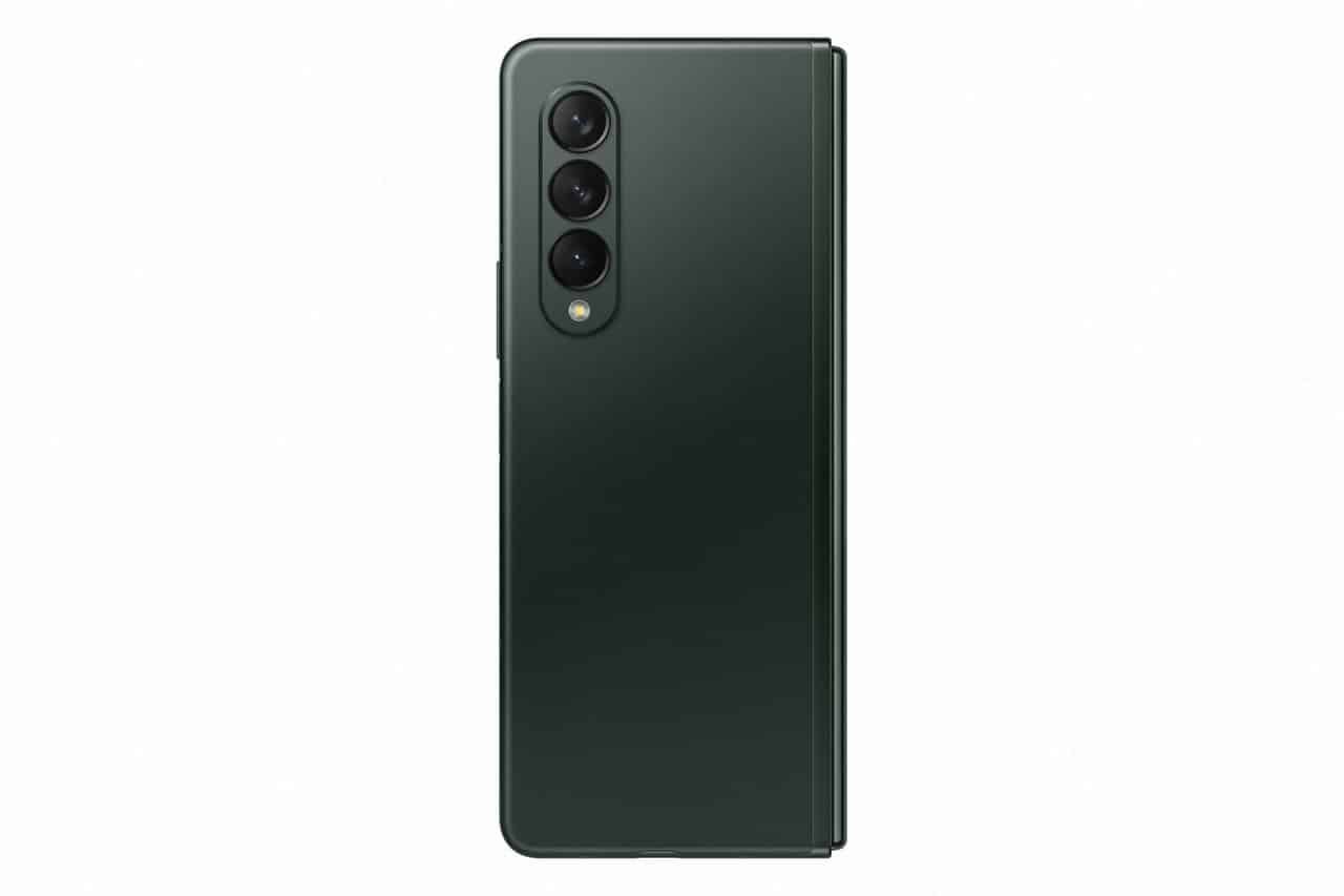 Samsung Galaxy Z Fold 3 tanıtıldı: Şimdi suya dayanıklı ve S Pen destekli