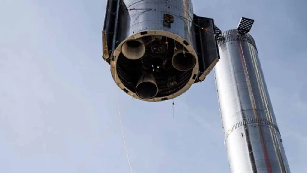 SpaceX Starship ve Falcon Super Heavy ilk kez birleştirildi